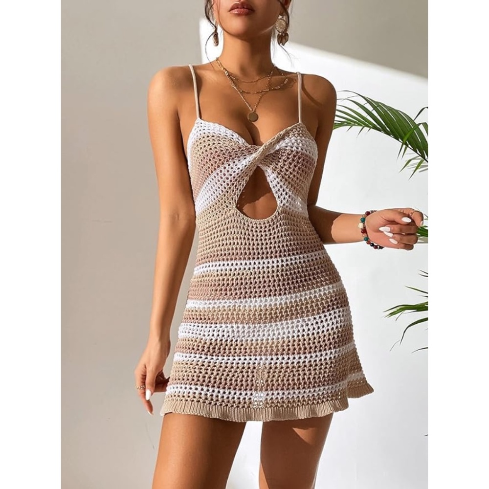 BNWT Isabelle LaRue Cream and Brown Crochet Swim Cover